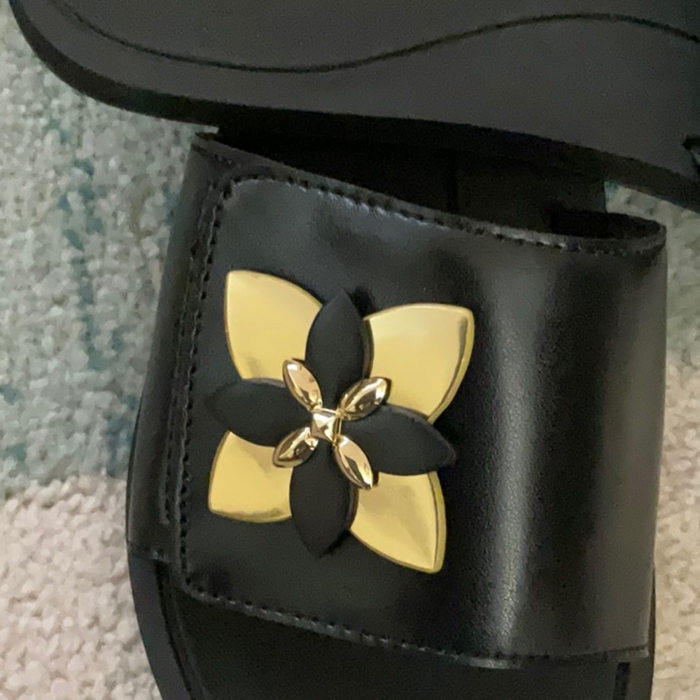 Michael Kors summer slide - Picture 3 of 3